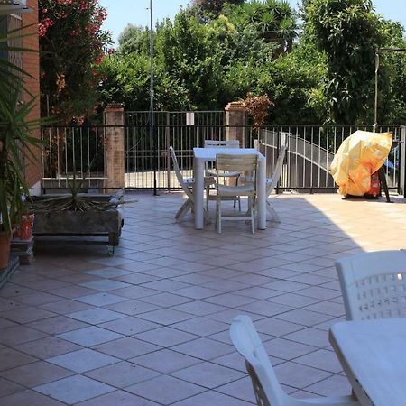 La Casa Dell'Orso Bed & Breakfast Ciampino Exterior photo